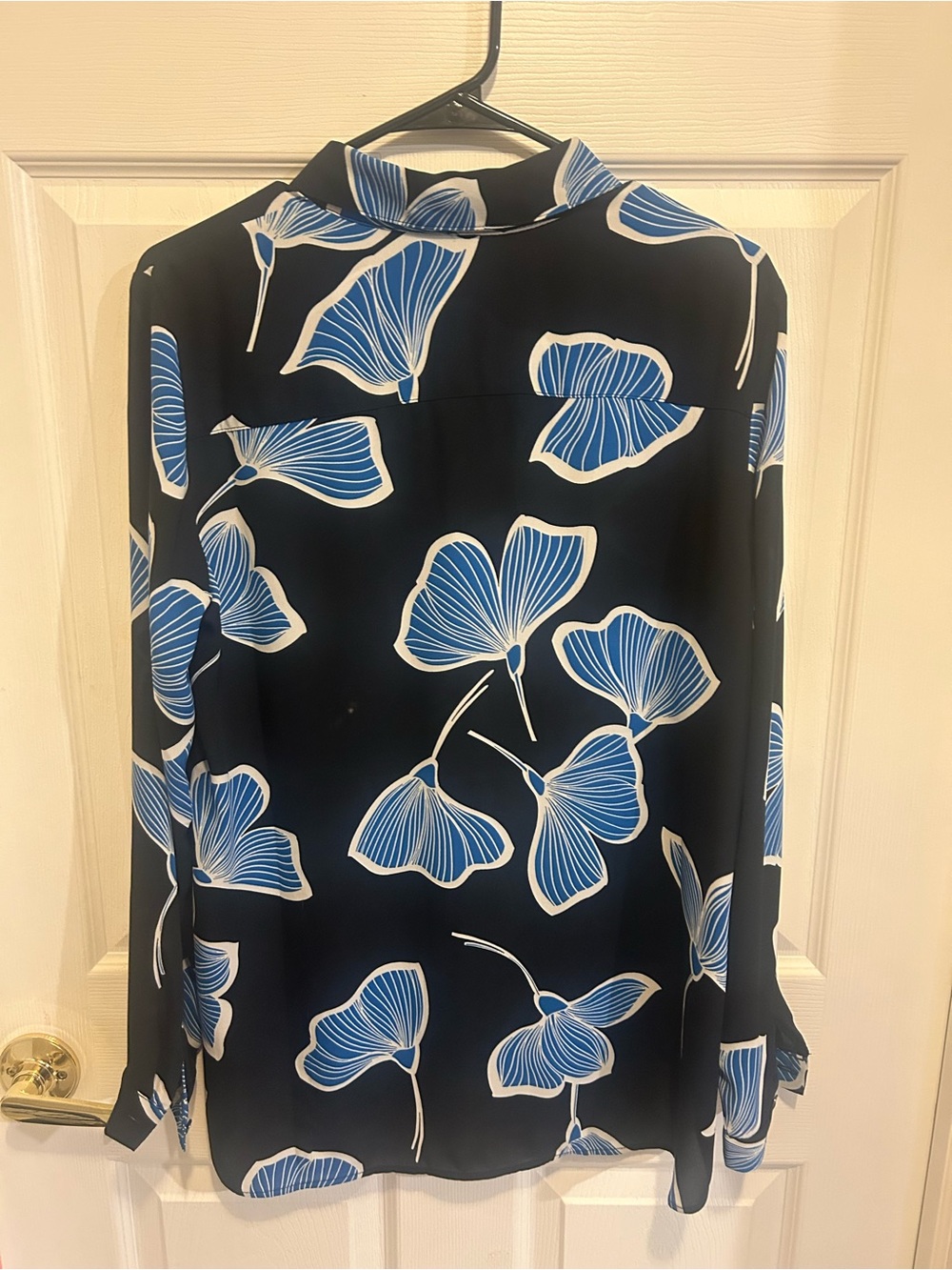 CAbi Regal Blouse - Picture 5 of 6